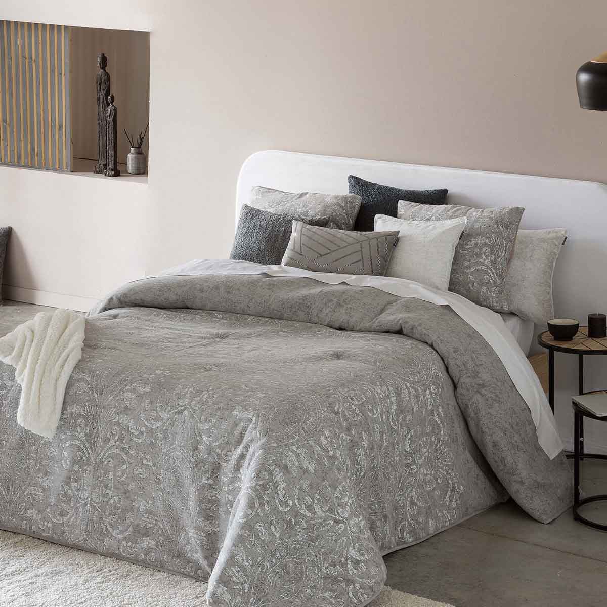 Κάλυμμα κρεβατιού Ant Nolan 250 x 270 cm